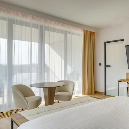 Ac By Marriott 4*
