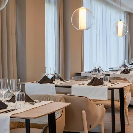 Ac By Marriott Hotel Cracovia