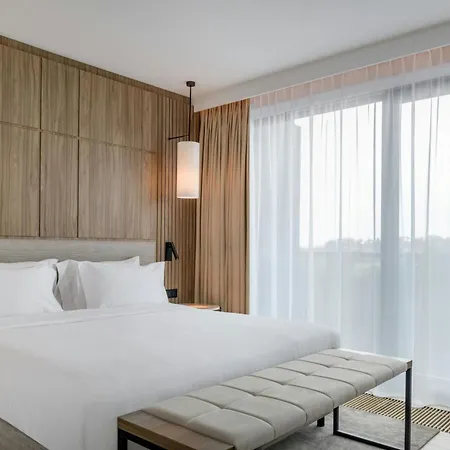 Ac By Marriott מלון 4*